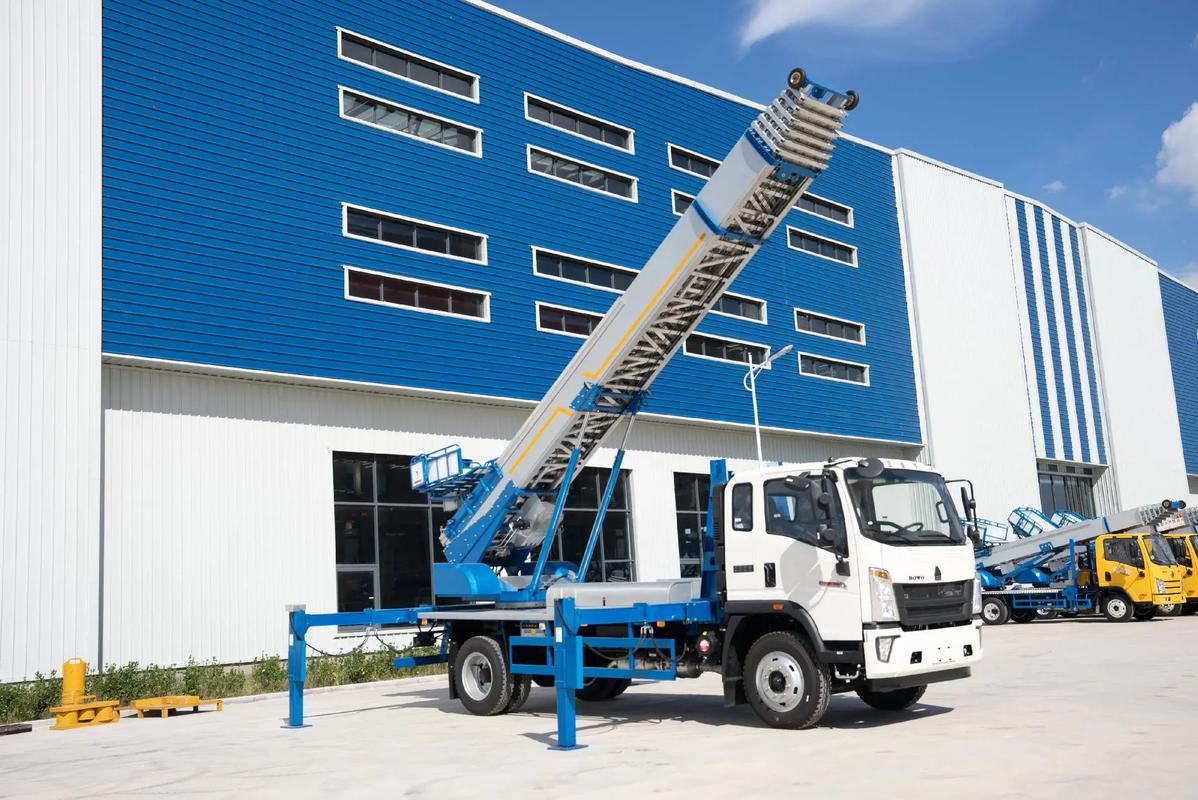 端州小型云梯车上料车租赁多少钱