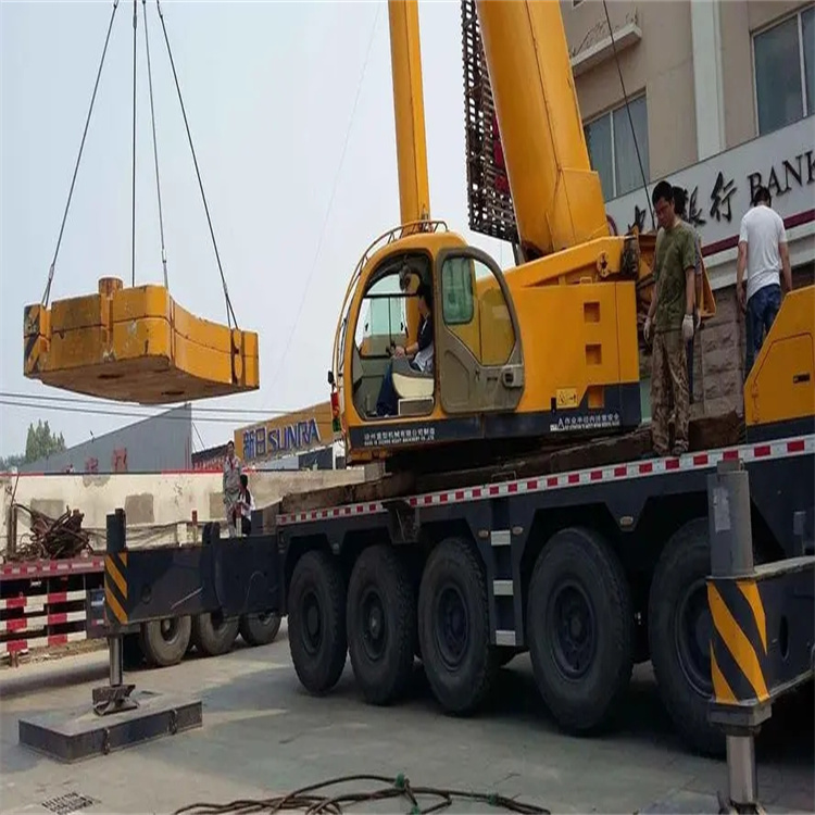 端州当地吊车出租|机器吊装|75吨|工厂搬迁服务